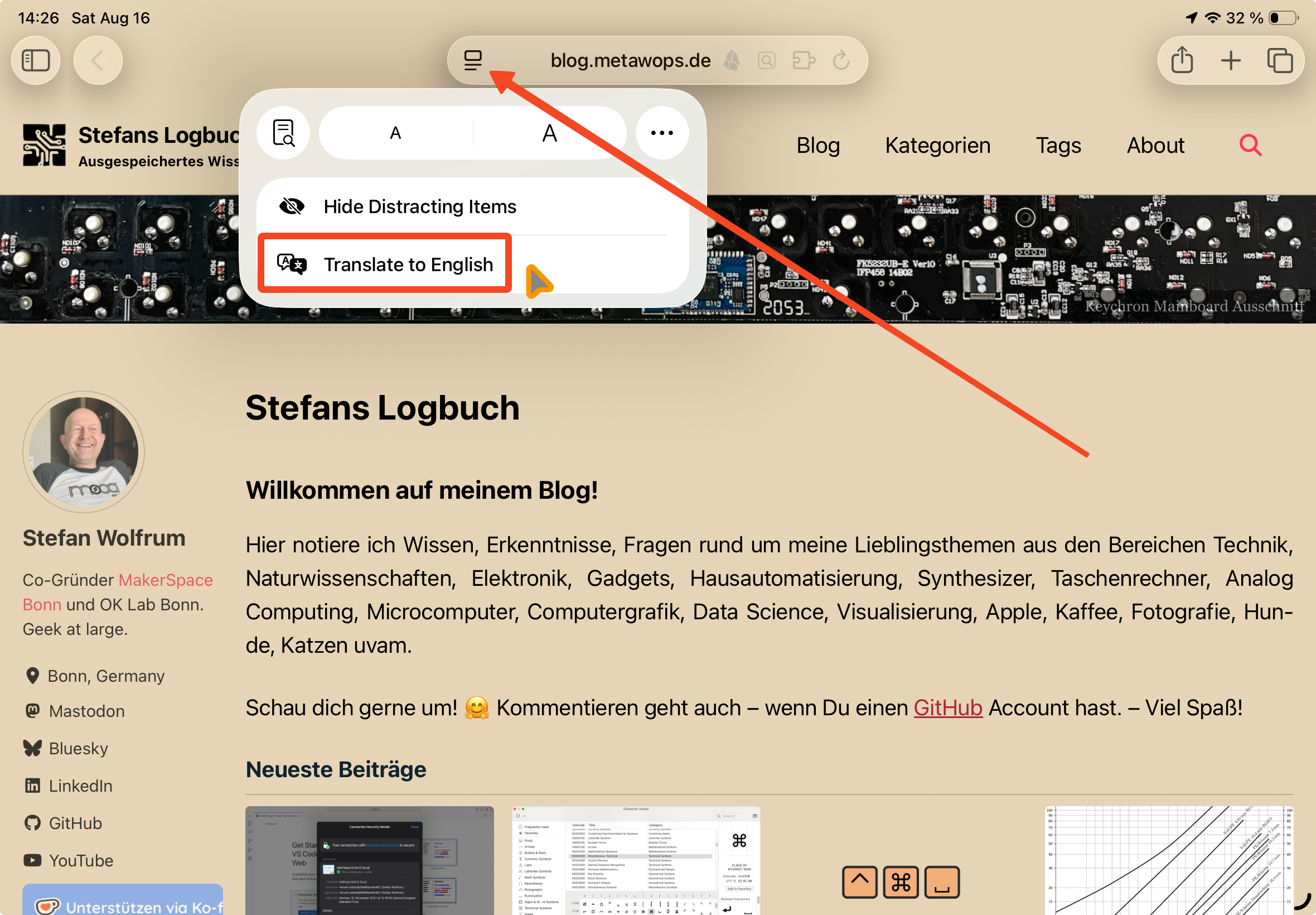 Screenshot showing Safari running on iPadOS 26 with instructions for translation to English